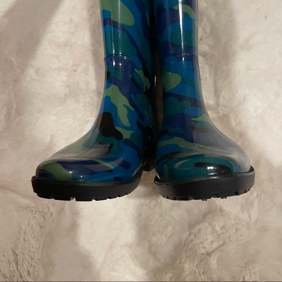 LRL ‘Rossalyn’ Rain-boot - Picture 4 of 6